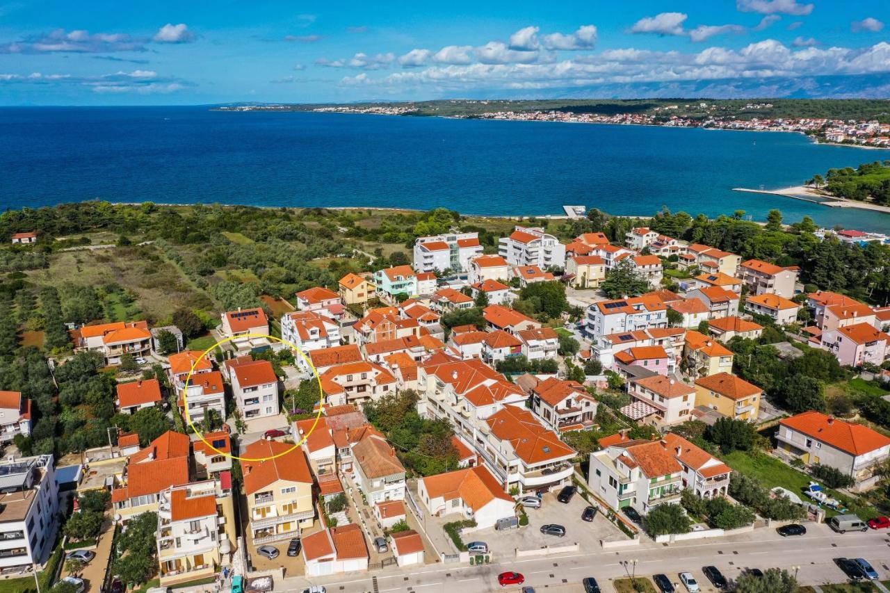 Apartment Puntamika Villa De Rosa - Ground Floor Zadar Exterior photo